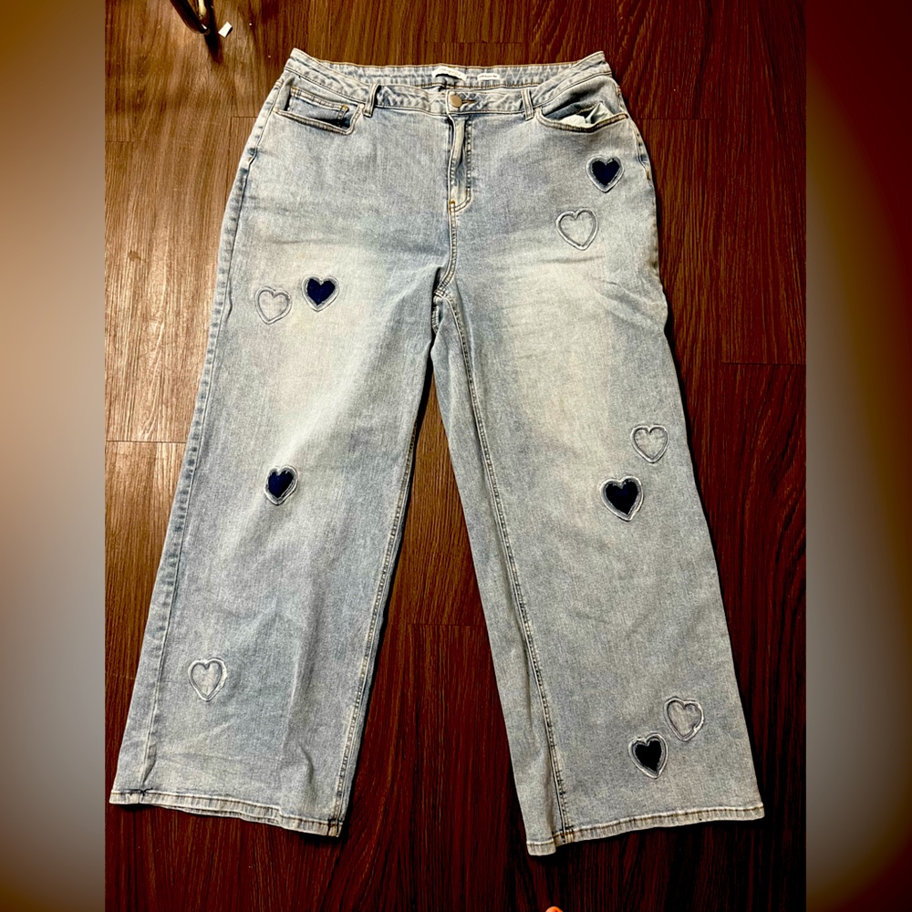 A beautiful soul Heart jeans!